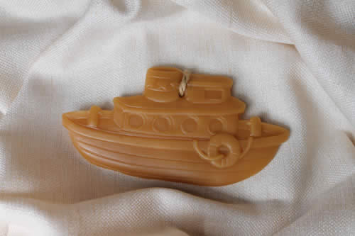 Toy boat